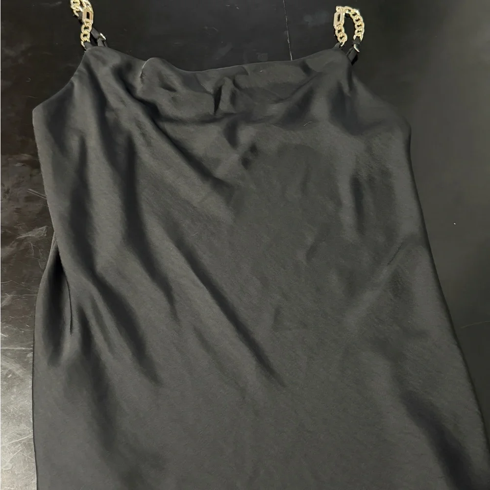 Solid Cowl Neck Sleeveless Hardware Strap Detail Tank, size M. - Picture 7 of 9